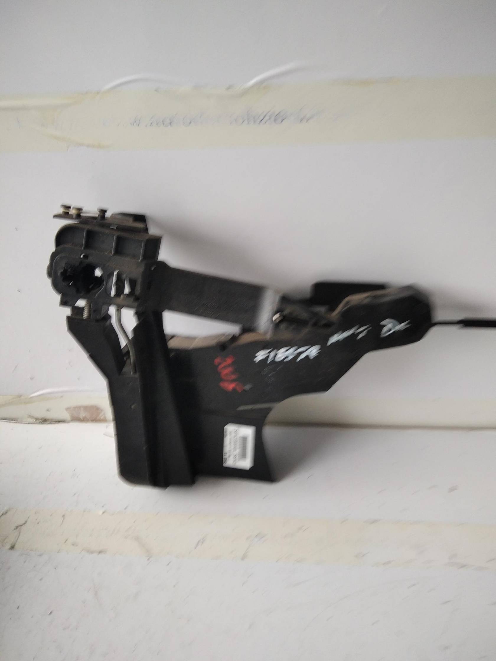 Serratura porta ant. dx.